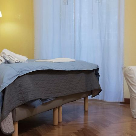 ローマ ラ ブレッチャ ア ポルタ ピア Bed & Breakfast エクステリア 写真