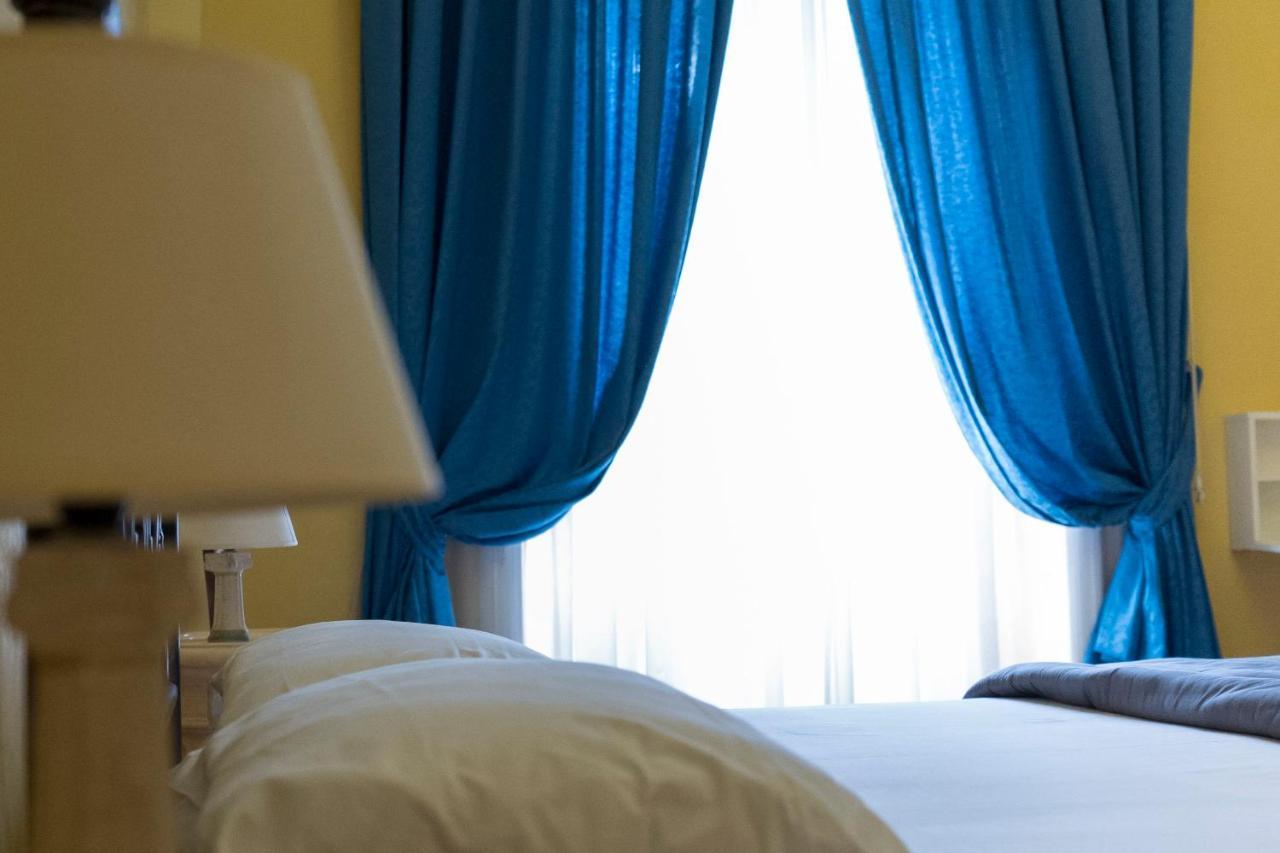 ローマ ラ ブレッチャ ア ポルタ ピア Bed & Breakfast エクステリア 写真