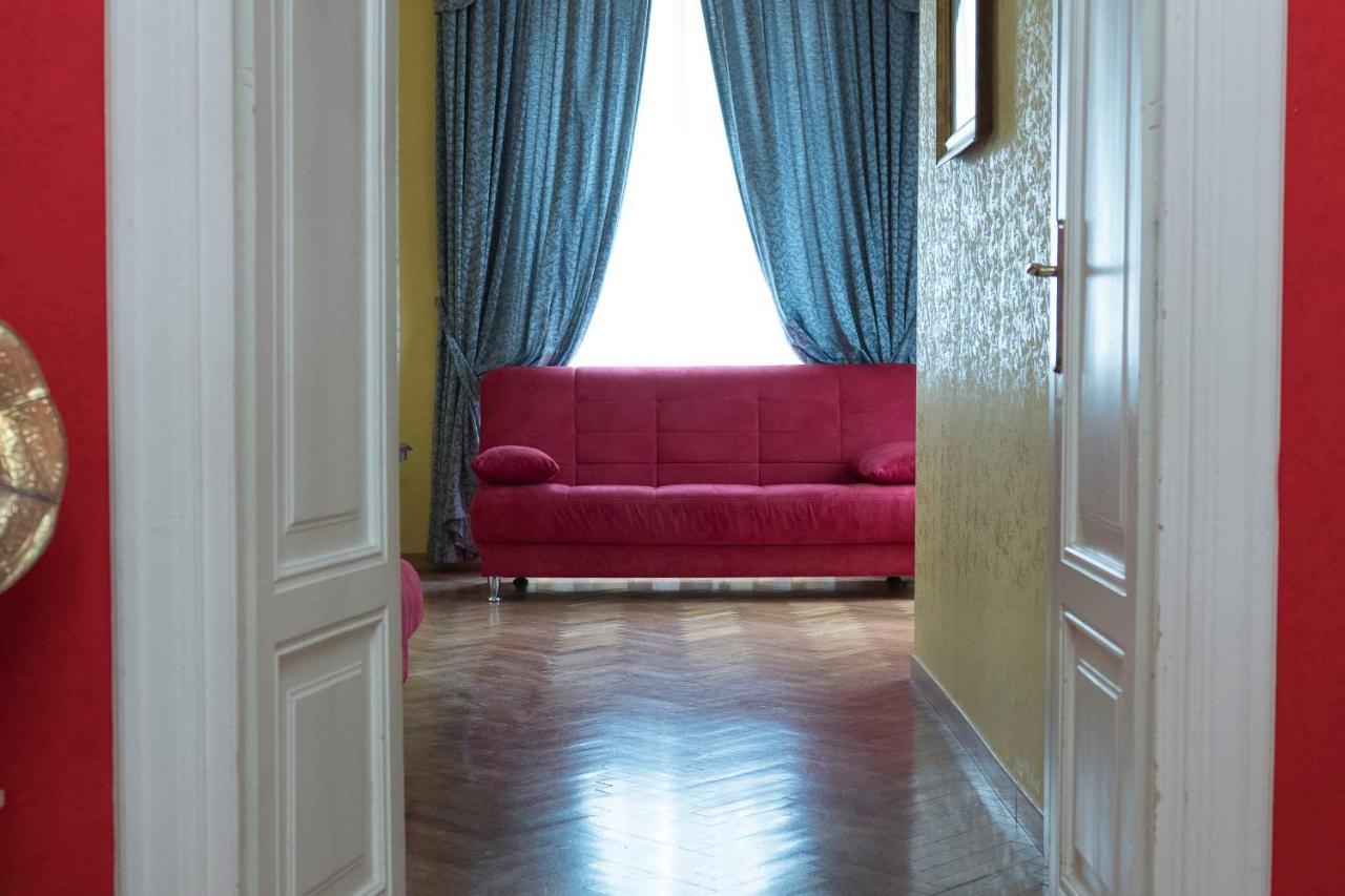 ローマ ラ ブレッチャ ア ポルタ ピア Bed & Breakfast エクステリア 写真