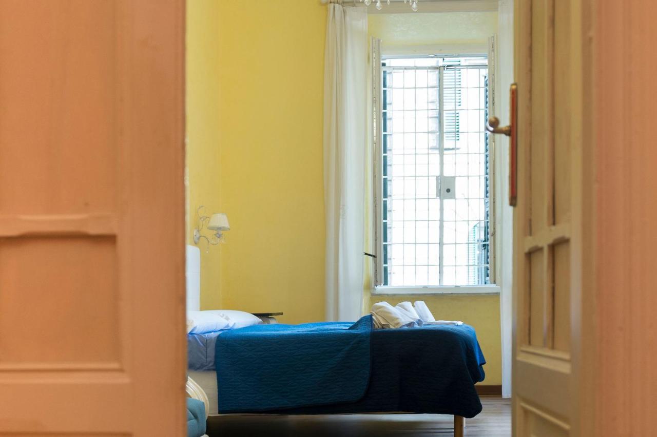 ローマ ラ ブレッチャ ア ポルタ ピア Bed & Breakfast エクステリア 写真
