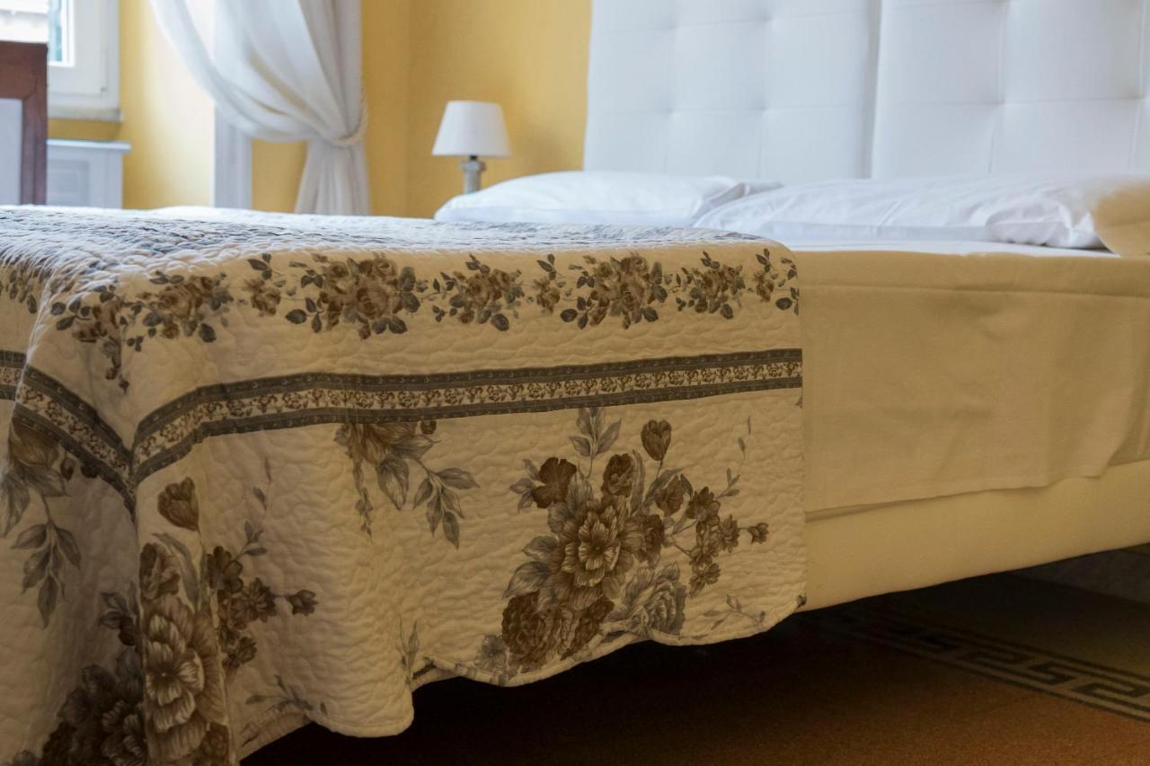 ローマ ラ ブレッチャ ア ポルタ ピア Bed & Breakfast エクステリア 写真