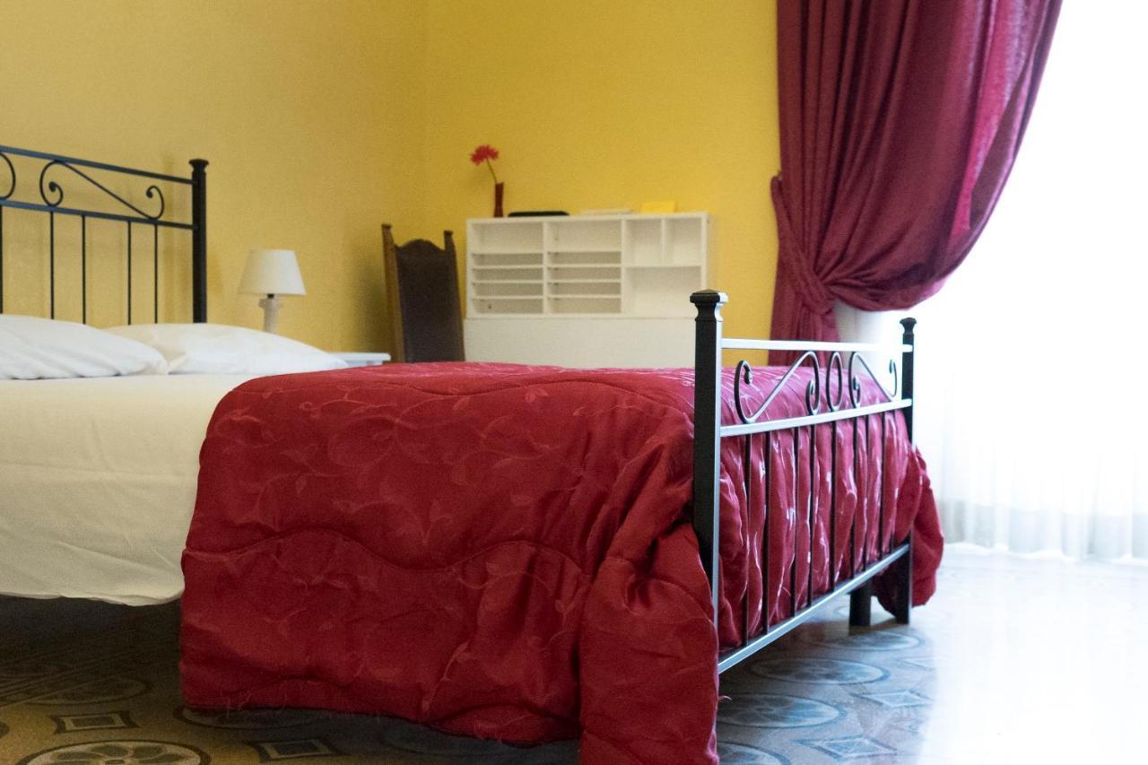 ローマ ラ ブレッチャ ア ポルタ ピア Bed & Breakfast エクステリア 写真