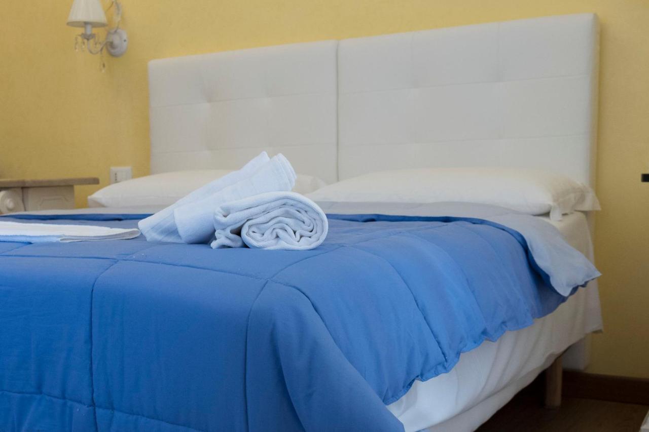 ローマ ラ ブレッチャ ア ポルタ ピア Bed & Breakfast エクステリア 写真