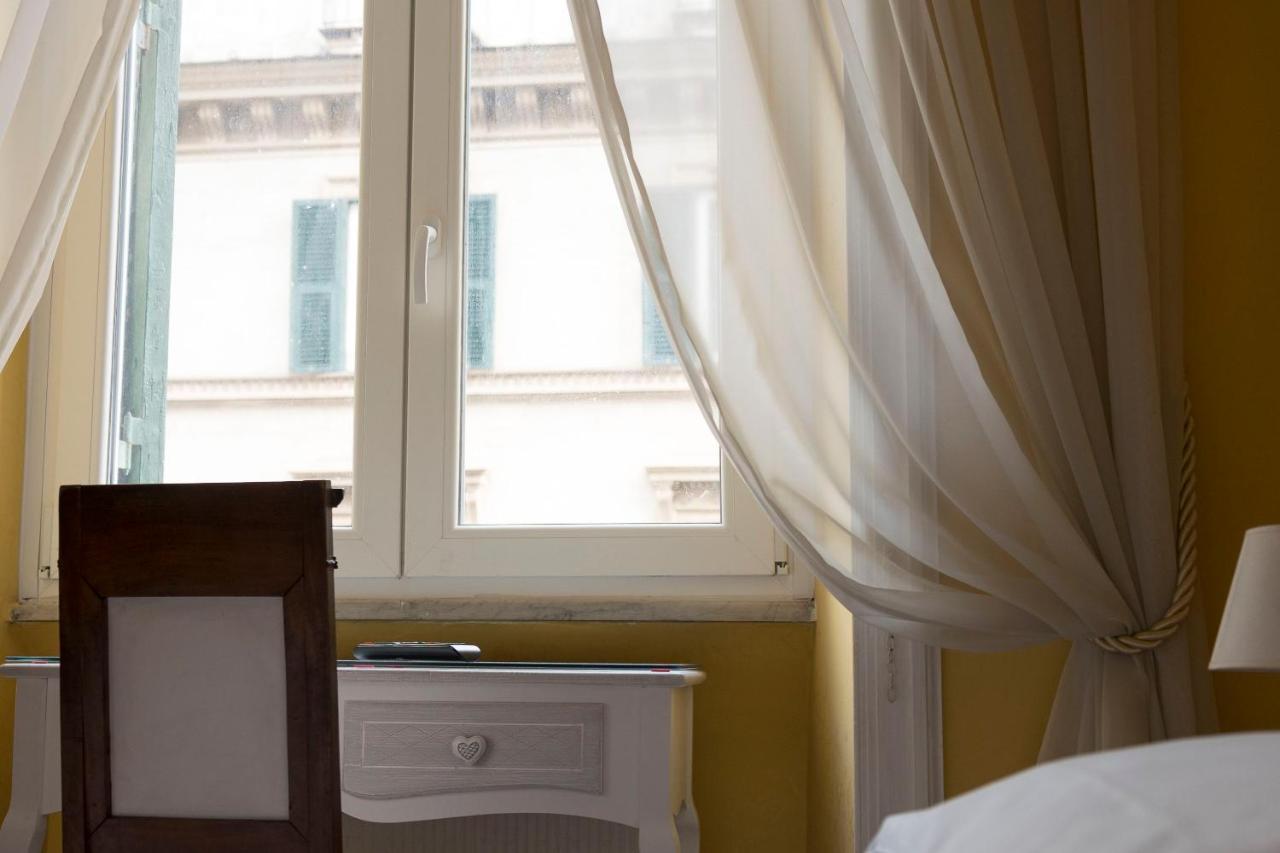 ローマ ラ ブレッチャ ア ポルタ ピア Bed & Breakfast エクステリア 写真