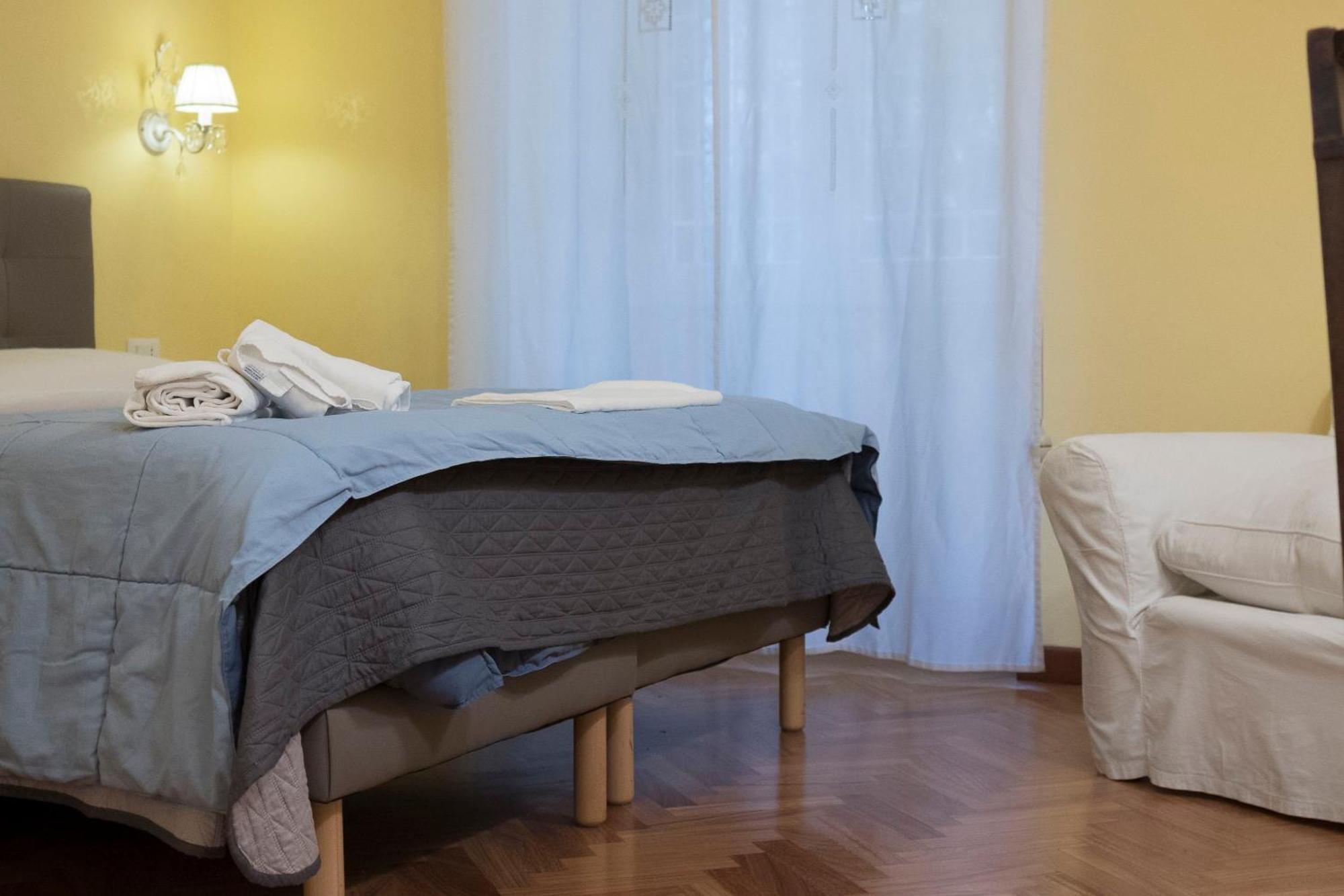ローマ ラ ブレッチャ ア ポルタ ピア Bed & Breakfast エクステリア 写真